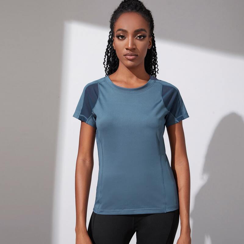 

Contrast Panel Sports Tee, Dusty blue