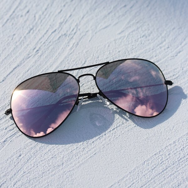 

Top Bar Aviator Sunglasses