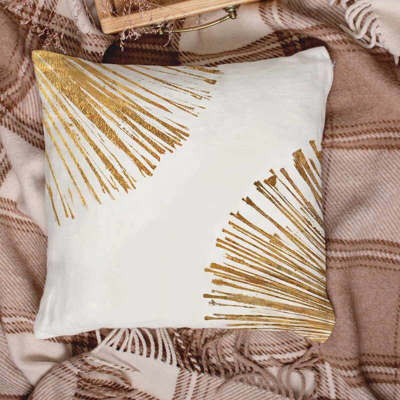 

Graphic Print Cushion Cover Without Filler, Multicolor