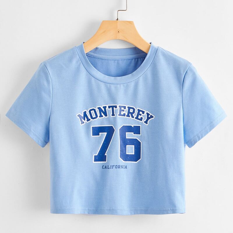 

Letter Graphic Crop Tee, Baby blue