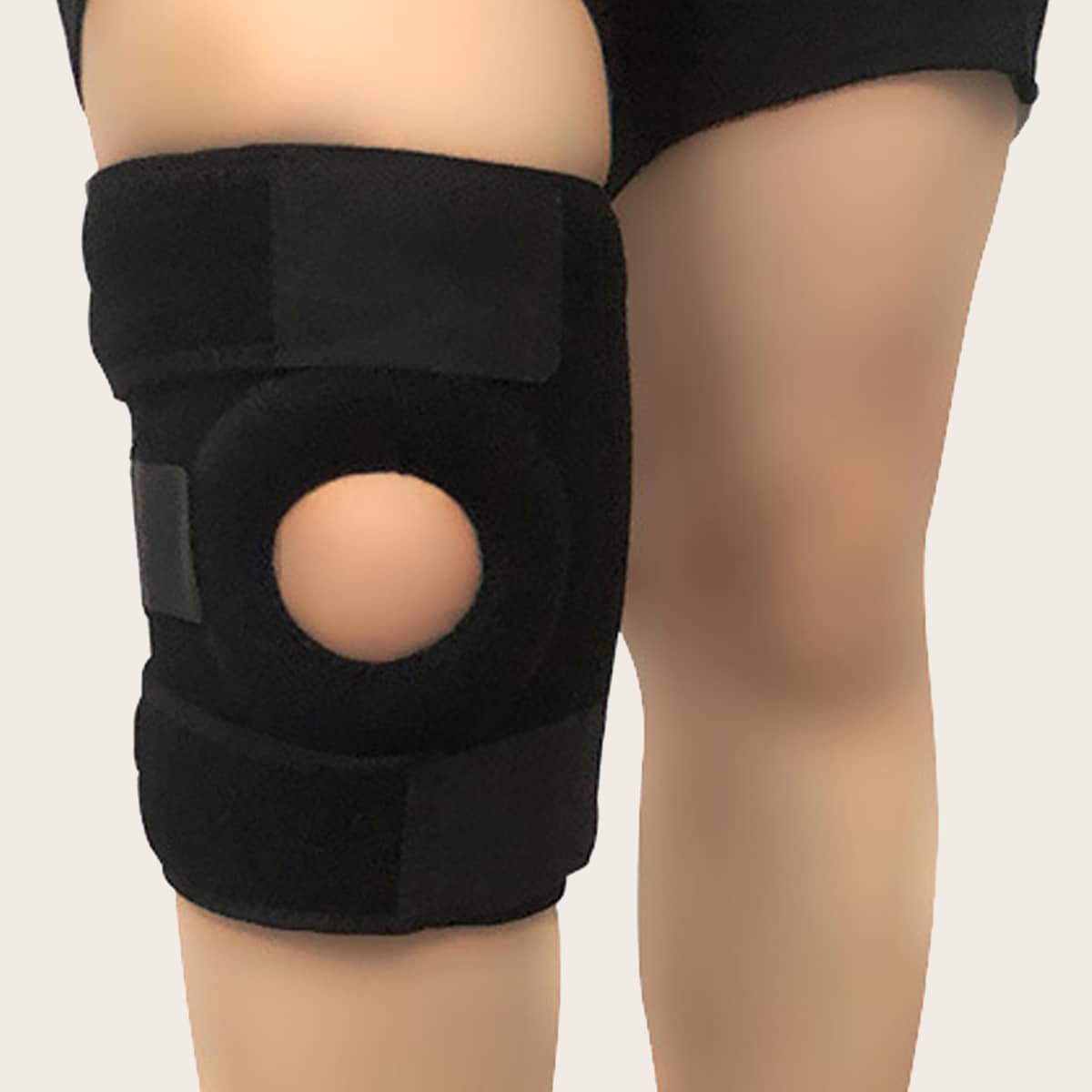 

1pc Built-in Spring Hollow Out Knee Pad, Black