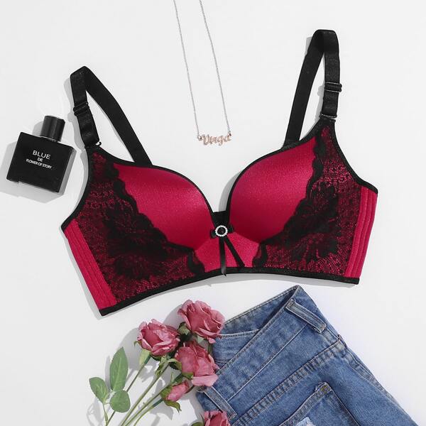 

Plus Contrast Lace Bra, Red