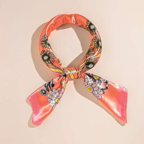 

Flower Pattern Bandana, Pink