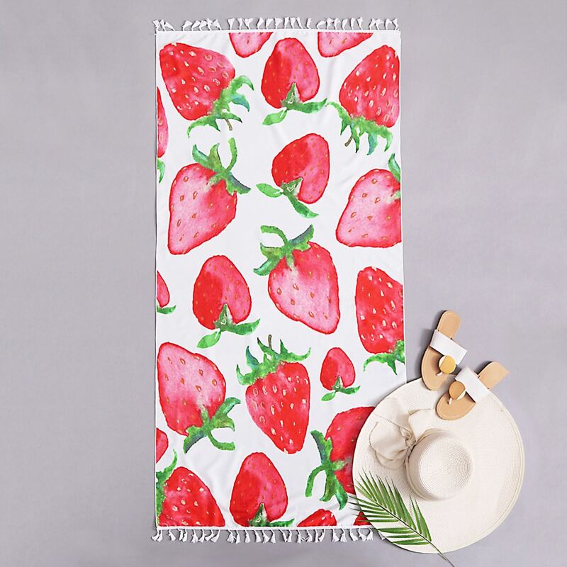 

Strawberry Print Beach Blanket, Multicolor
