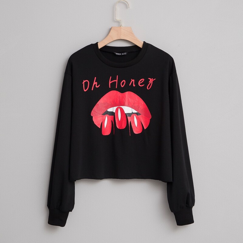 

Lips And Letter Graphic Sweatshirt, Black