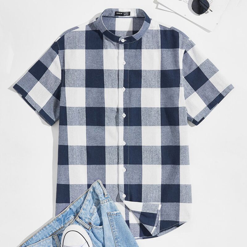 

Guys Buffalo Plaid Curved Hem Shirt, Blue and white