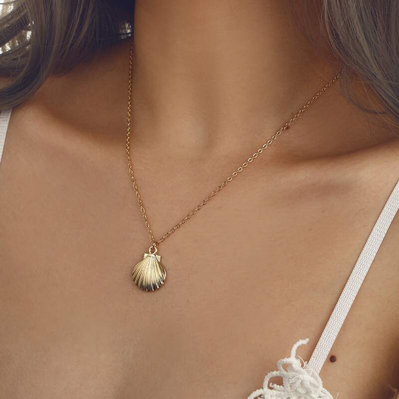 

Shell Drop Necklace, Gold