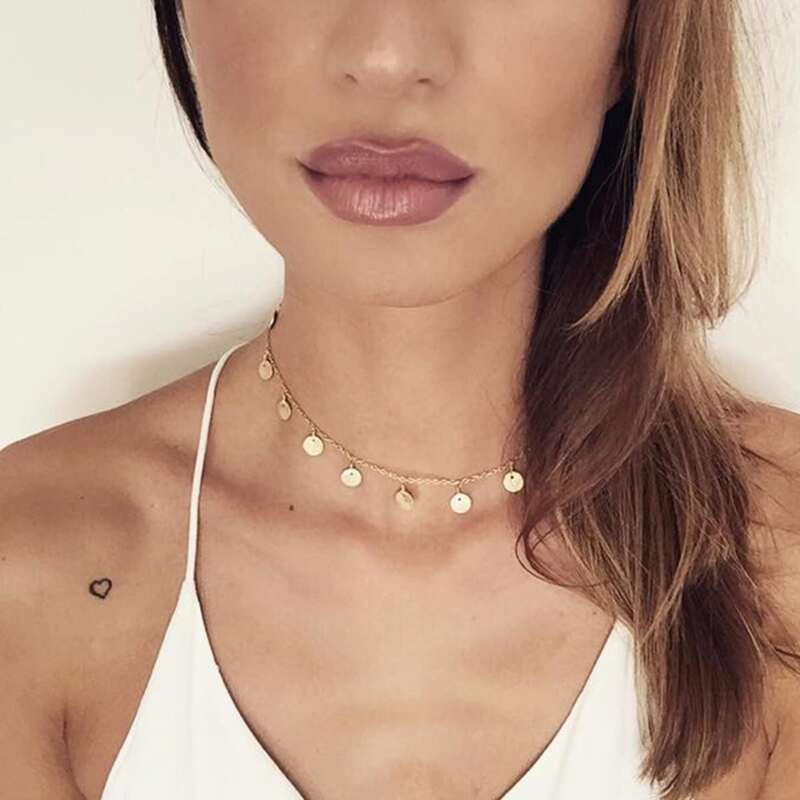 

Disc Decor Choker, Gold