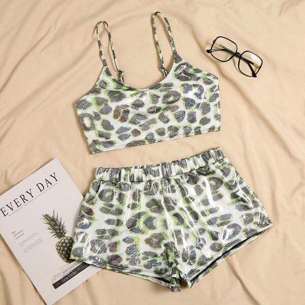 

Allover Print Shorts Bikini Swimsuit, Multicolor