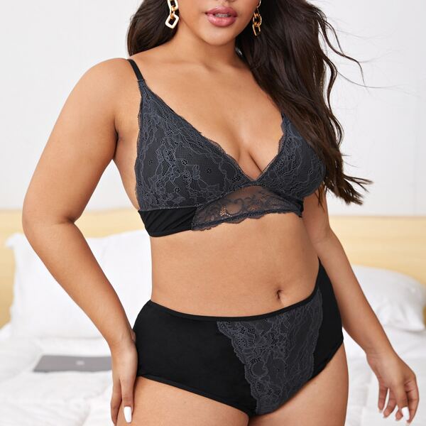 

Plus Contrast Lace Lingerie Set, Black