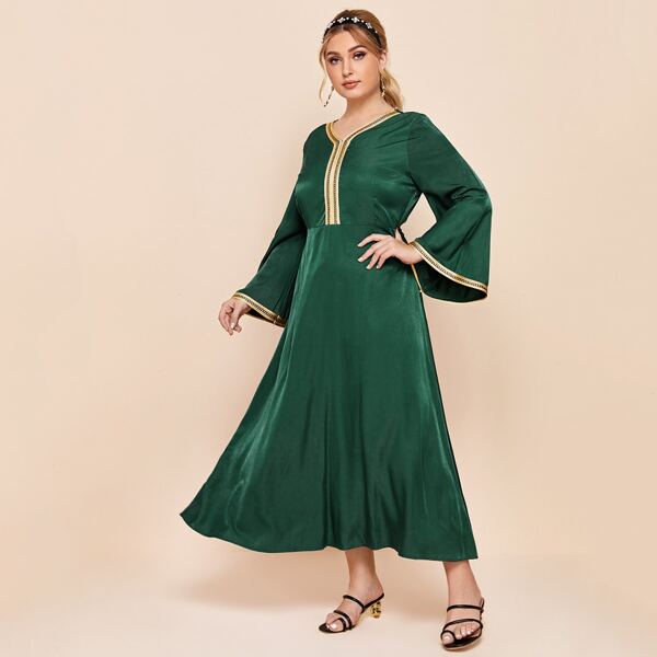 

Plus Contrast Aztec Tape Dress, Dark green