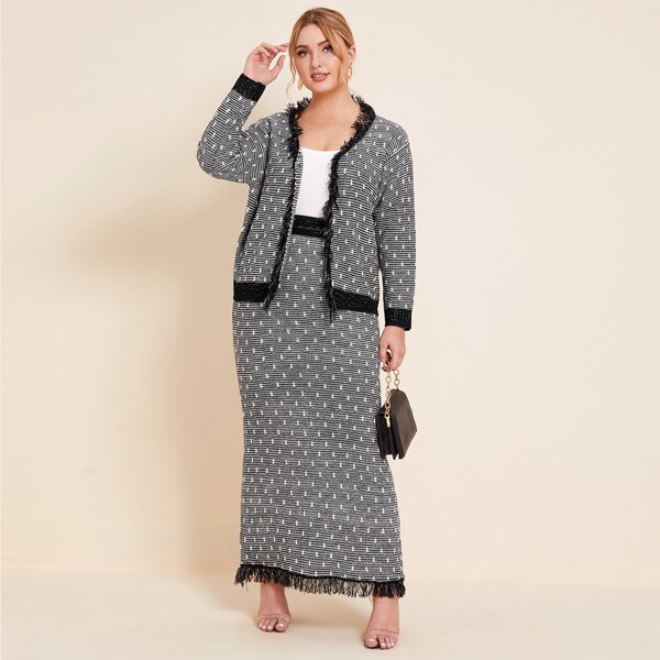 

Plus Raw Hem Striped Cardigan & Fringe Hem Knit Skirt Set, Grey