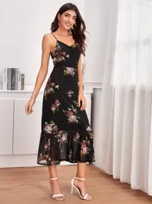 SHEIN LUNE Ruffle Hem Floral Cami Dress - Black - View 3