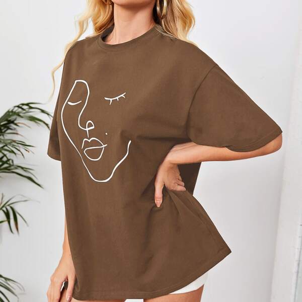 

Figure Graphic Drop Shoulder Oversized Longline Tee, Brown