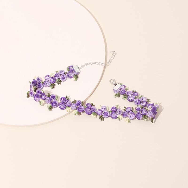 

Floral Decor Choker, Purple