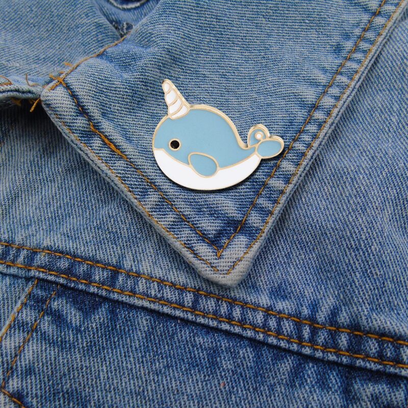 

Animal Shaped Brooch, Multicolor