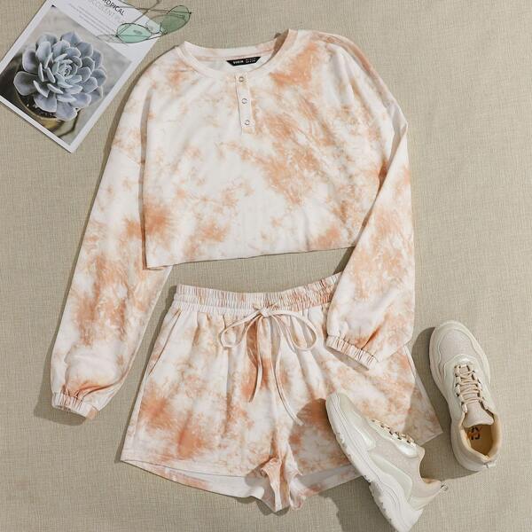 

Press Buttoned Front Tie Dye Pullover & Shorts Set, Multicolor