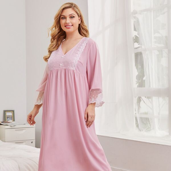 

Plus Bow Front Embroidered Mesh Trim Nightdress, Baby pink