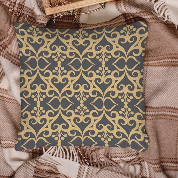 

Vintage Royal Pattern Cushion Cover Without Filler, Multicolor
