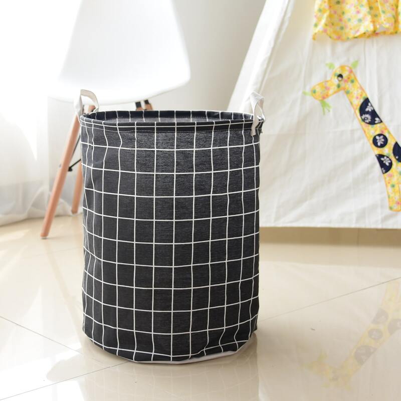 

Plaid Pattern Clothes Storage Basket, Black and white