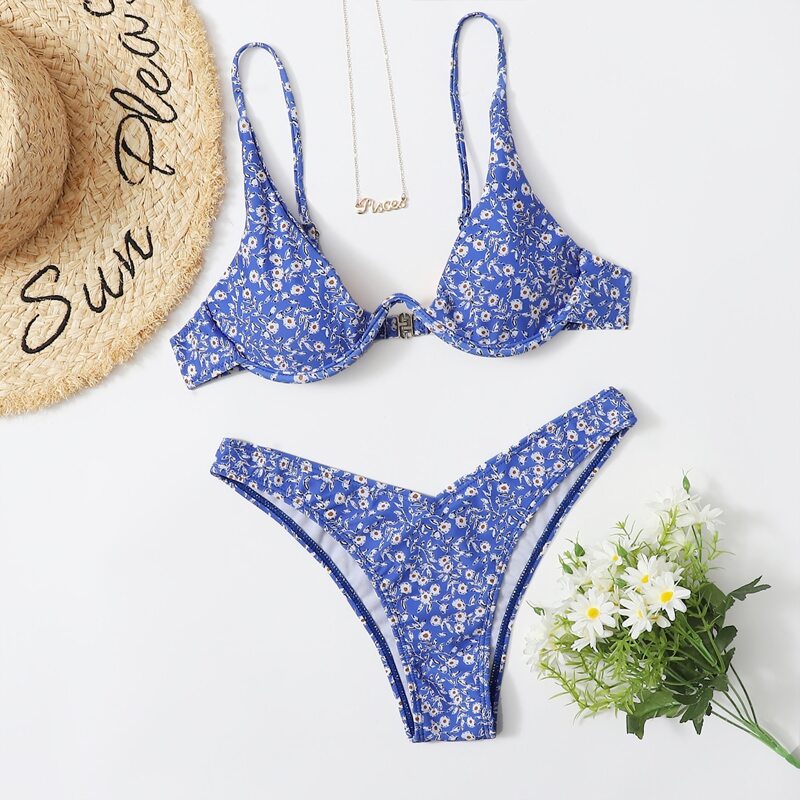 

Ditsy Floral Underwire High Cut Bikini Swimsuit, Blue