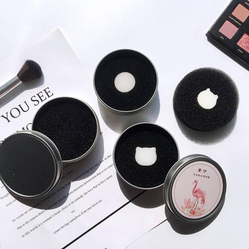 

1pc Random Makeup Brush Cleaning Box, Black