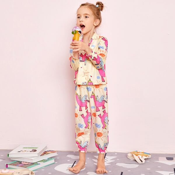 

Toddler Girls Cartoon Graphic PJ Set, Multicolor
