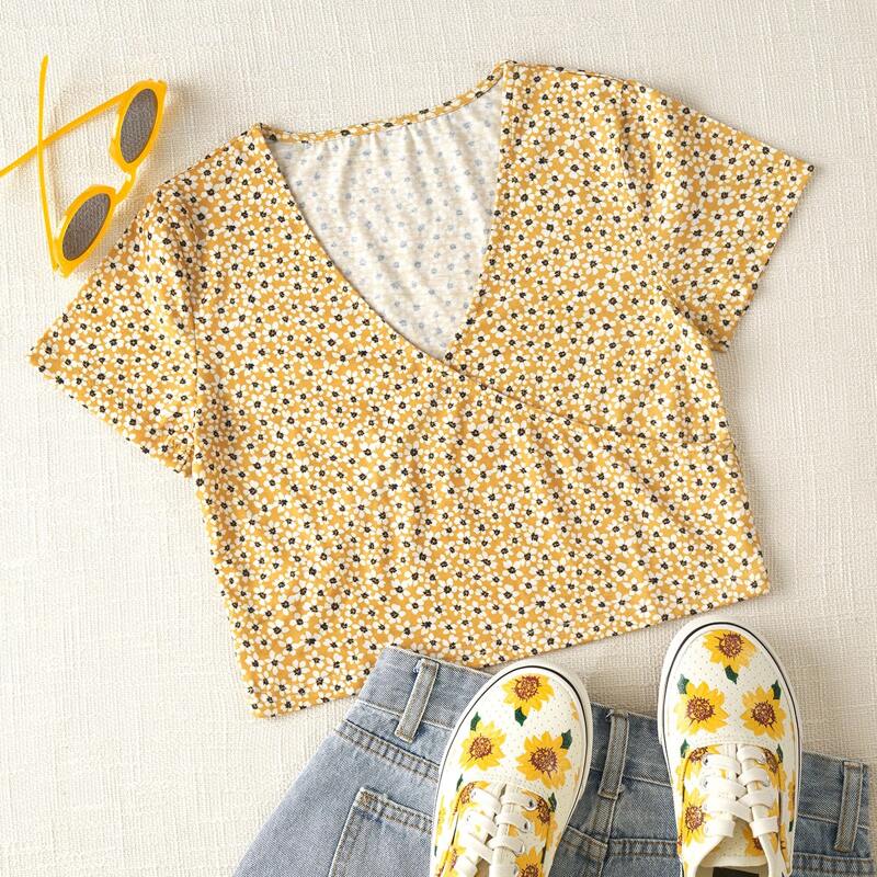 

Ditsy Floral Mock Wrap Crop Top, Mustard yellow