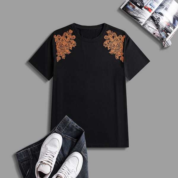 

Men Graphic Embroidery Short Sleeve Tee, Black