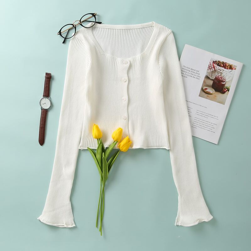

Lettuce Trim Button Front Solid Cardigan, White