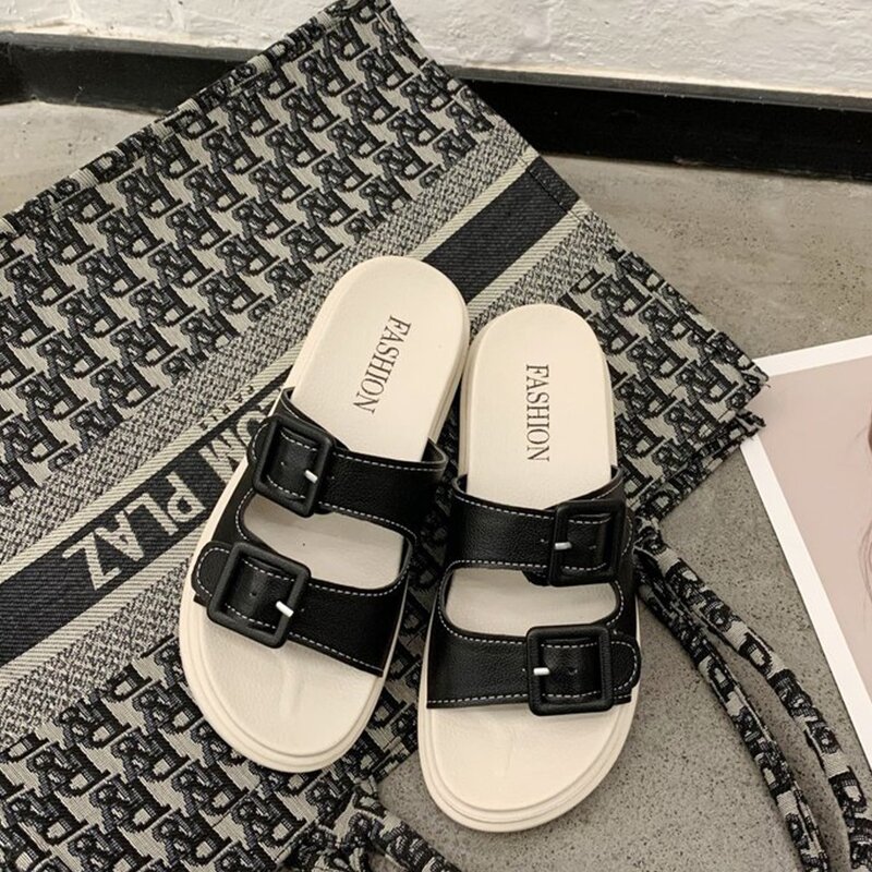 

Buckle Wide Fit Slide Sandals, Black