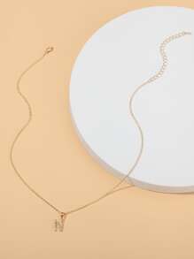 Collar grabado con diamante de imitación con letra - Amarillo Oro - Ver 4