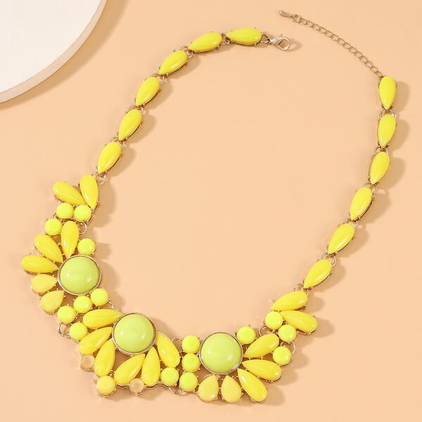 

Geometric Decor Necklace, Yellow