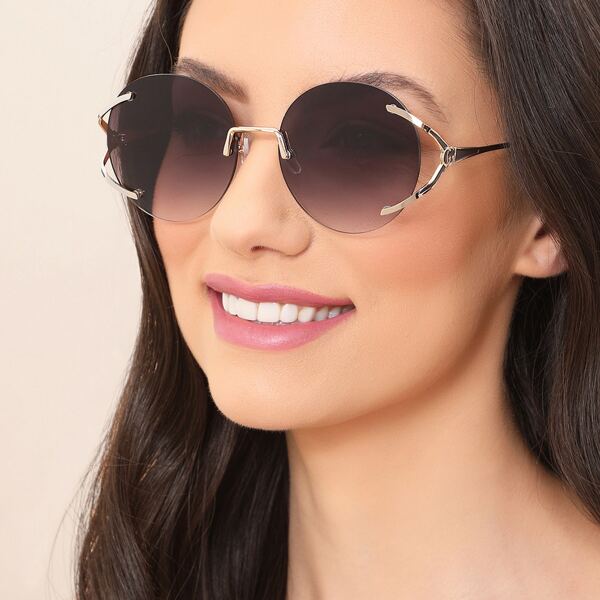 

Split Frame GG Detail Round Lens Sunglasses, Black