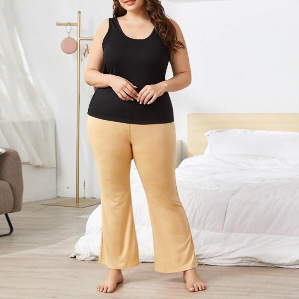 

Plus Tank Top & Flare Leg Pants PJ Set, Multicolor