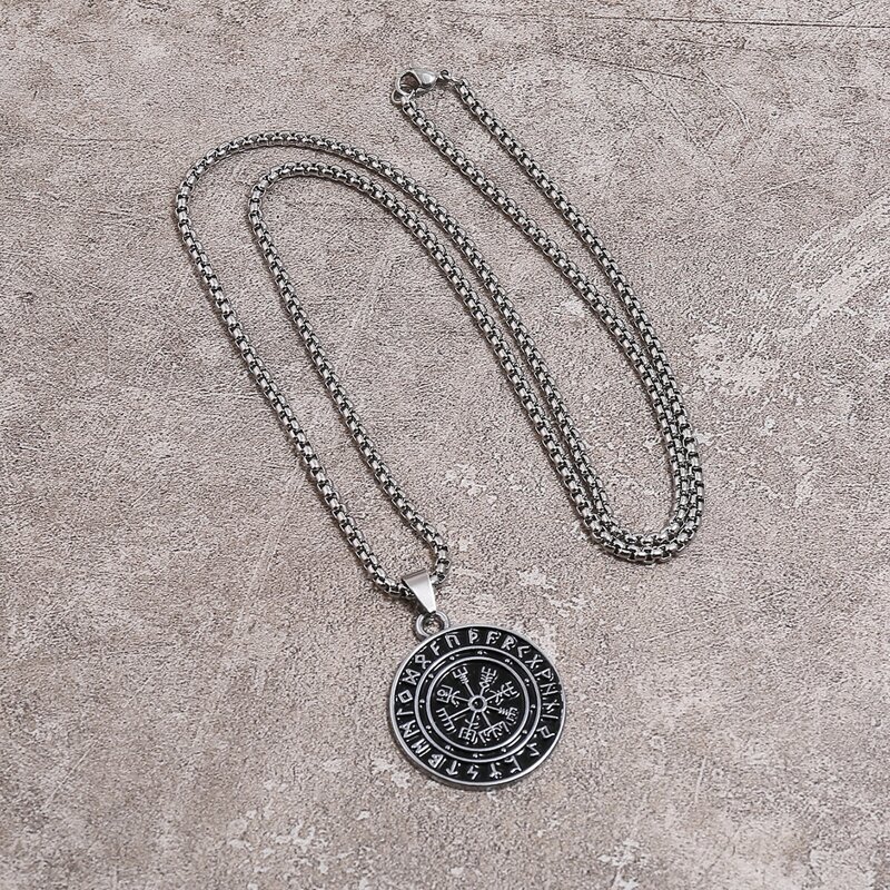 

Guys Round Charm Necklace, Silver