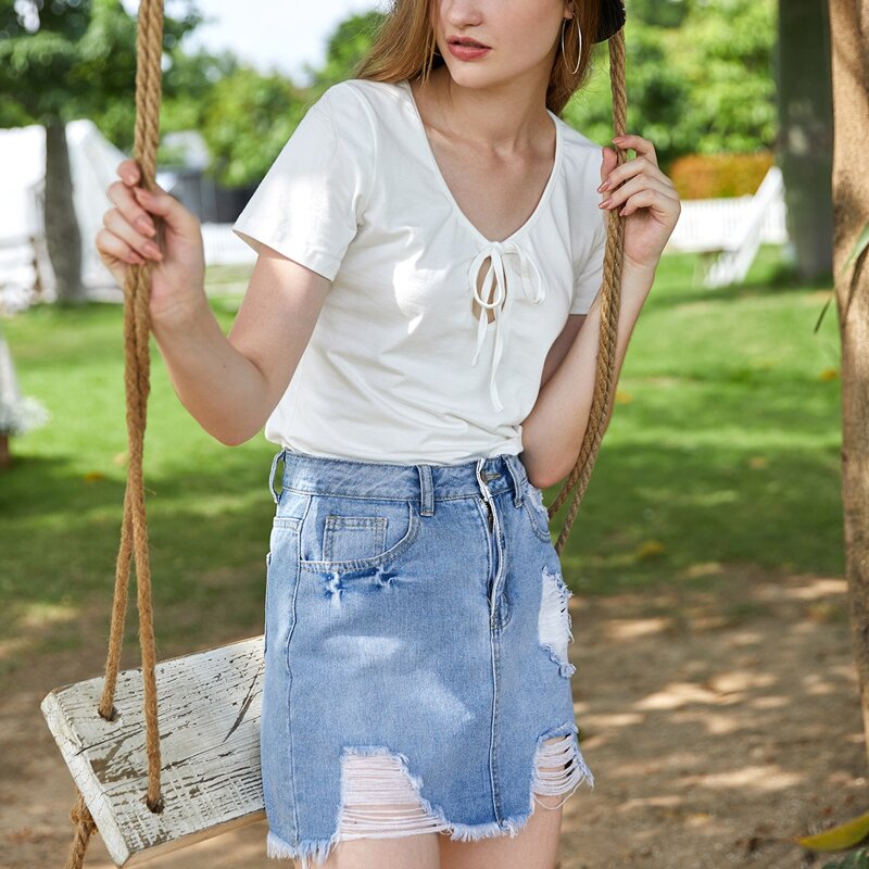

Tie Front Solid Tee, White