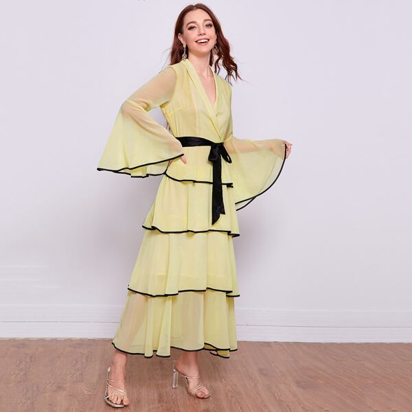 

Платье с поясом, оборкой и шалевым воротником, Жёлтые пастельный
