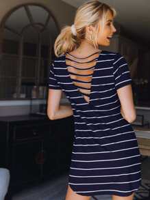 SHEIN Frenchy Đầm Sọc Màu xanh hải quân Giải trí - Màu xanh hải quân - Xem 1