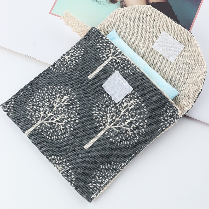 

Tree Print Sanitary Napkin Storage Bag, Multicolor