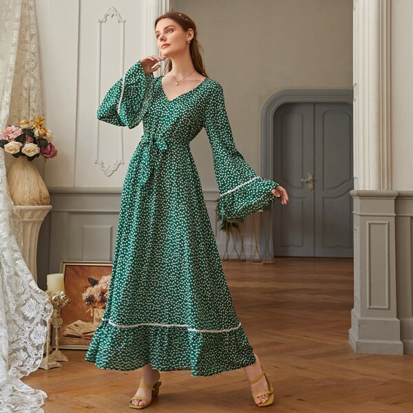 

Ditsy Floral Ruffle Hem Belted A-line Dress, Dark green