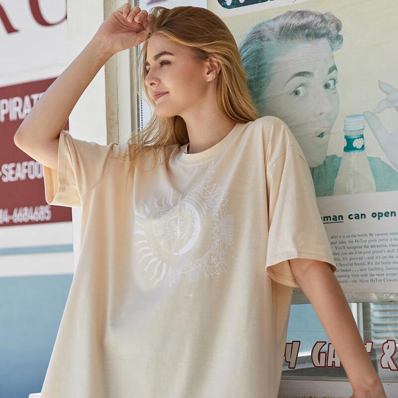 

Sun Graphic Oversized Tee, Apricot