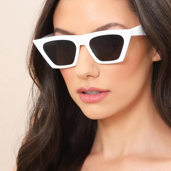 

Sharp Pointed Cat Eye Sunglasses, White