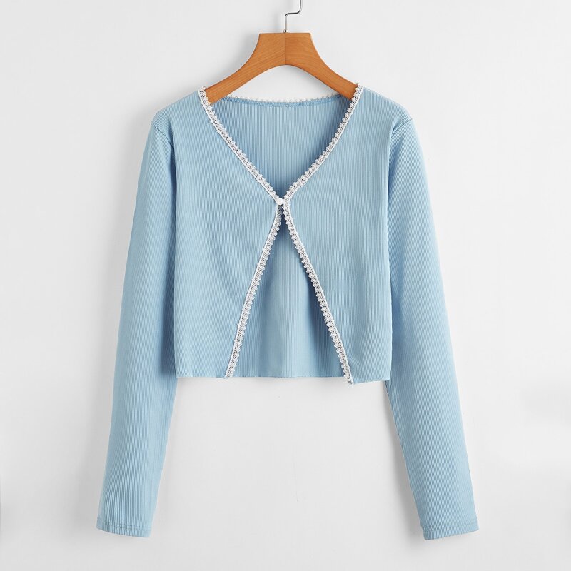 

Lace Trim Button Crop Top, Baby blue