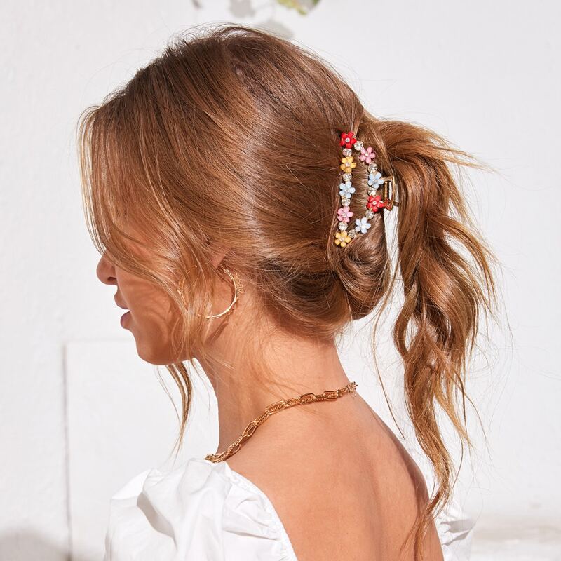 

Flower Decor Hair Claw, Gold