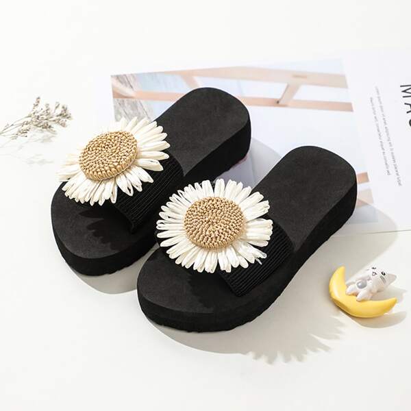 

Girls Flower Appliques Thick Soled Slides, Beige