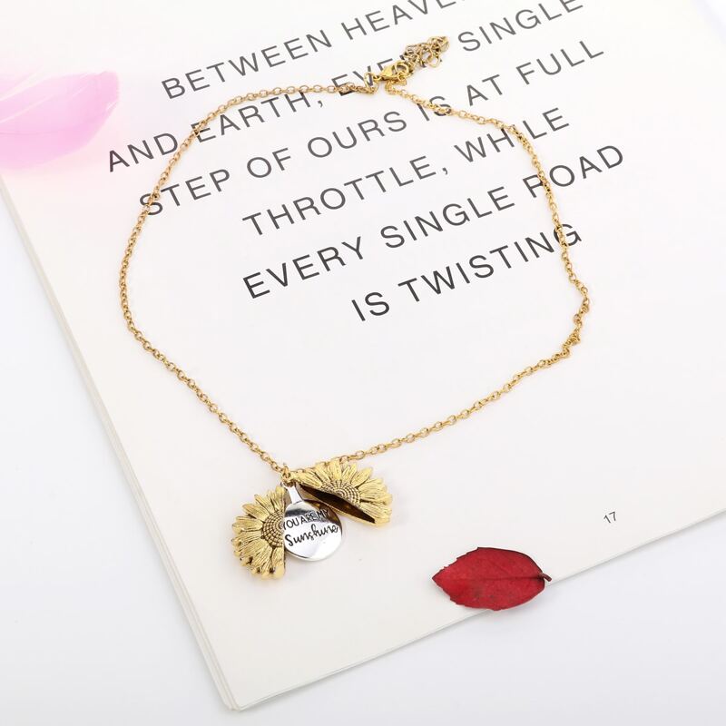 

Floral & Coin Pendant Necklace, Gold