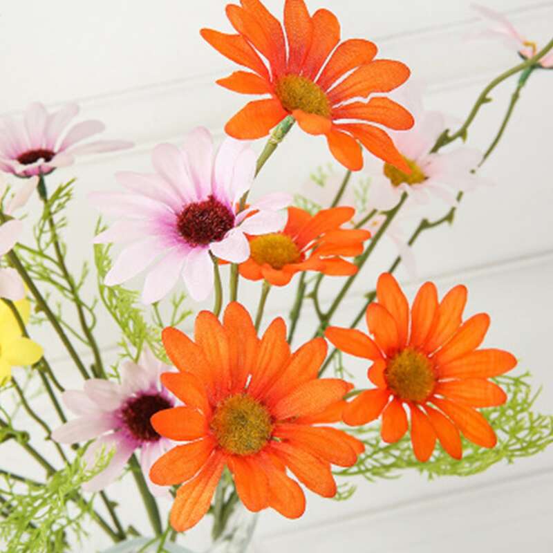 

1pc Artificial Daisy, Multicolor