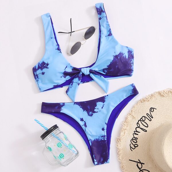 

Tie Dye Knot Front Bikini Swimsuit, Blue