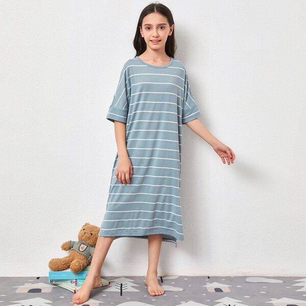 

Girls Batwing Sleeve Split Hem Striped Nightdress, Dusty blue